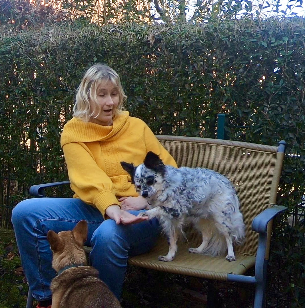GPTempDownload Bettina mit ihren Hunden